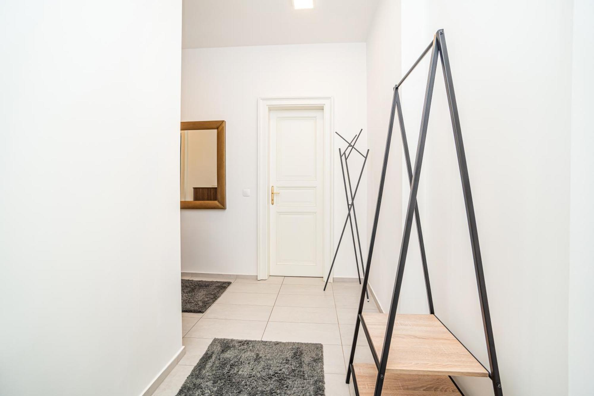 Cute With The Terrace And Ac Apartment Prague