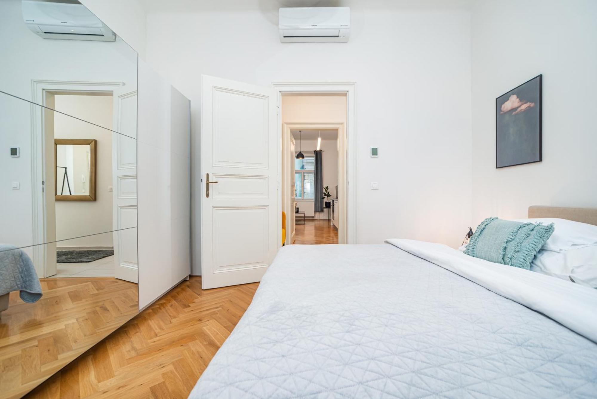 Cute With The Terrace And Ac Apartamento
